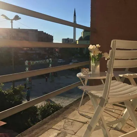 Apartment Central & Cozy In The Heart Of The City Shkoder