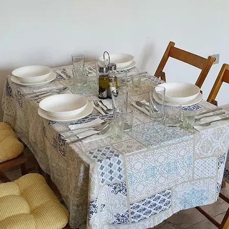 Apartment Central & Cozy In The Heart Of The City Shkoder