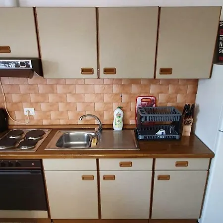 Апартаменты Central & Cozy In The Heart Of The City *